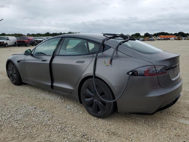 5YJSA1E52MF430586 - 2021 TESLA MODEL S GRAY photo 2