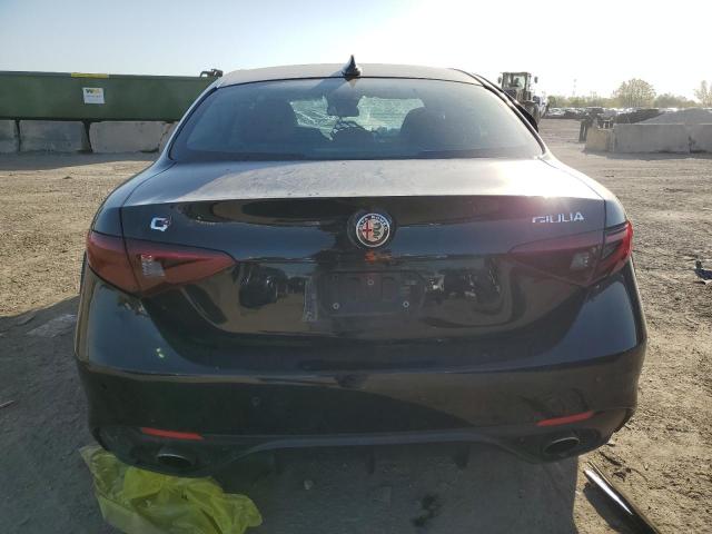 ZARFAEDN8J7583748 - 2018 ALFA ROMEO GIULIA Q4 შავი ფოტო 6
