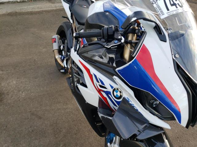 WB10E2301N6F49705 - 2022 BMW S 1000 RR WHITE photo 9