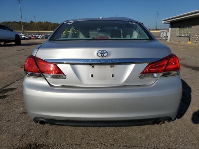 4T1BK3DB8BU423142 - 2011 TOYOTA AVALON BASE 银色 照片 6