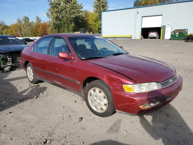 1HGCD5632TA045800 - 1996 HONDA ACCORD LX RED photo 4