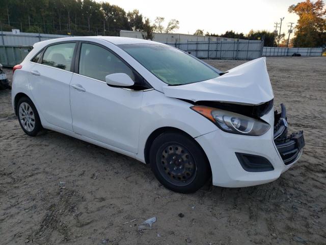 KMHD35LH3GU305028 - 2016 HYUNDAI ELANTRA GT WHITE photo 4