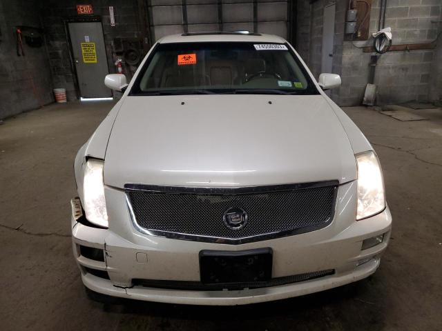 1G6DW677070155165 - 2007 CADILLAC STS WHITE photo 5