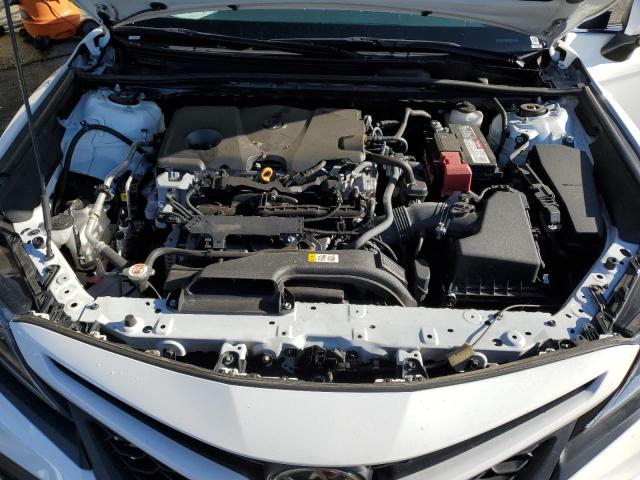 4T1G11AK6MU465295 - 2021 TOYOTA CAMRY SE WHITE photo 11