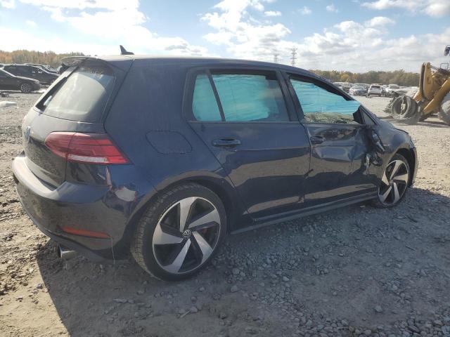 3VW547AU8JM297700 - 2018 VOLKSWAGEN GTI S BLUE photo 3