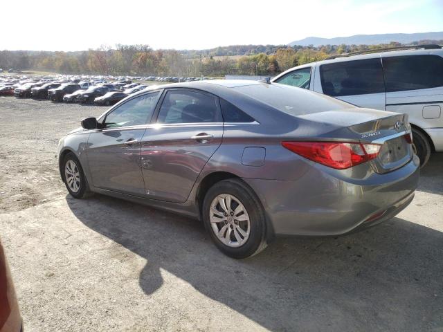 5NPEB4AC5DH531168 - 2013 HYUNDAI SONATA GLS GRAY photo 2