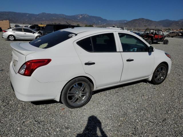 3N1CN7AP3HL843596 - 2017 NISSAN VERSA S WHITE photo 3