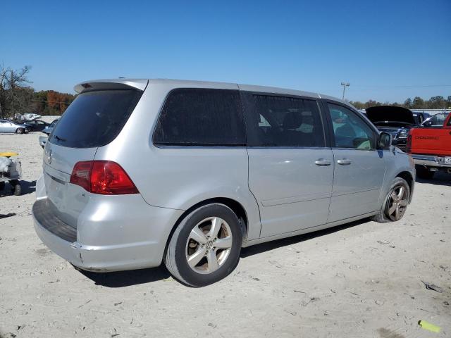 2V8HW34149R595111 - 2009 VOLKSWAGEN ROUTAN SE SILVER photo 3