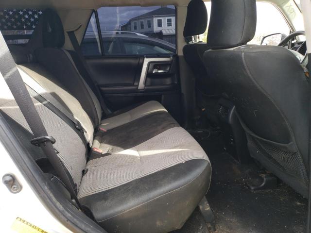 JTEBU5JR2J5550629 - 2018 TOYOTA 4RUNNER SR5/SR5 PREMIUM 银色 照片 10