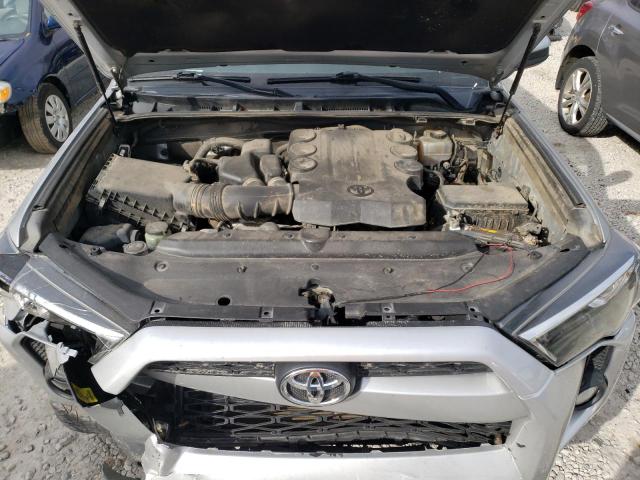 JTEBU5JR2J5550629 - 2018 TOYOTA 4RUNNER SR5/SR5 PREMIUM 银色 照片 11