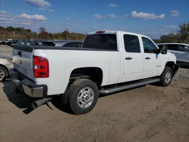 1GC1KXC84CF204343 - 2012 CHEVROLET SILVERADO K2500 HEAVY DUTY LT WHITE photo 3