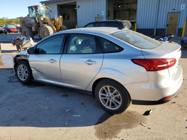 1FADP3FE5JL208138 - 2018 FORD FOCUS SE SILVER photo 2