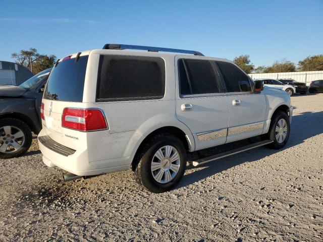 5LMFU28577LJ10197 - 2007 LINCOLN NAVIGATOR 白色 照片 3