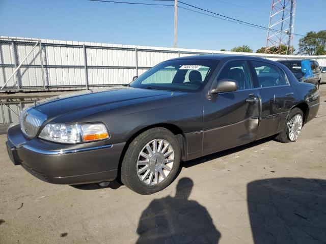 1LNHM81W14Y614647 - 2004 LINCOLN TOWN CAR EXECUTIVE GRAY photo 1
