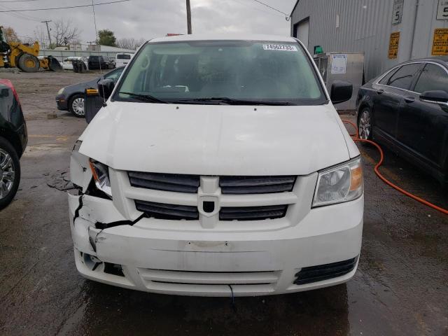 1D4HN11H08B186494 - 2008 DODGE GRAND CARA C/V WHITE photo 5