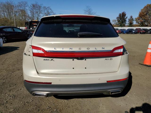 2LMTJ8LR0GBL53107 - 2016 LINCOLN MKX RESERVE BEIGE photo 6