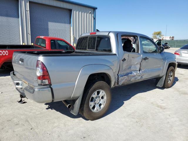 3TMJU4GN6EM168926 - 2014 TOYOTA TACOMA DOUBLE CAB PRERUNNER SILVER photo 3
