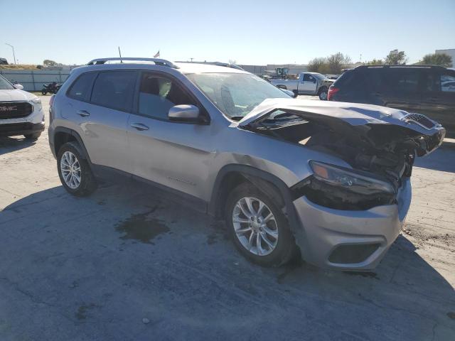 1C4PJLCB5LD577677 - 2020 JEEP CHEROKEE LATITUDE SILVER photo 4