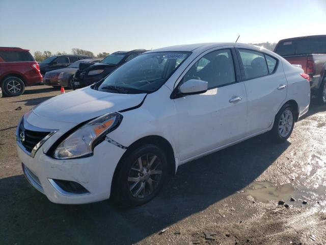 3N1CN7AP6HL804307 - 2017 NISSAN VERSA S WHITE photo 1