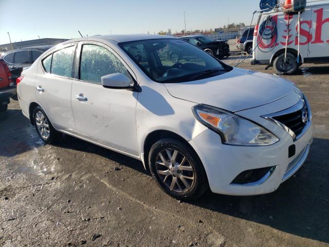 3N1CN7AP6HL804307 - 2017 NISSAN VERSA S WHITE photo 4