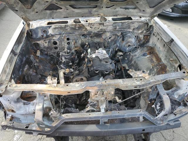 1N6DD26S51C318848 - 2001 NISSAN FRONTIER KING CAB XE BURN photo 11