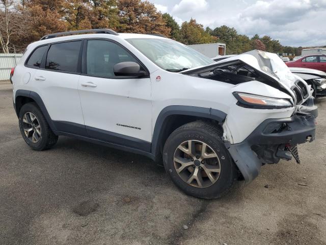 1C4PJMBB9FW546576 - 2015 JEEP CHEROKEE TRAILHAWK WHITE photo 4