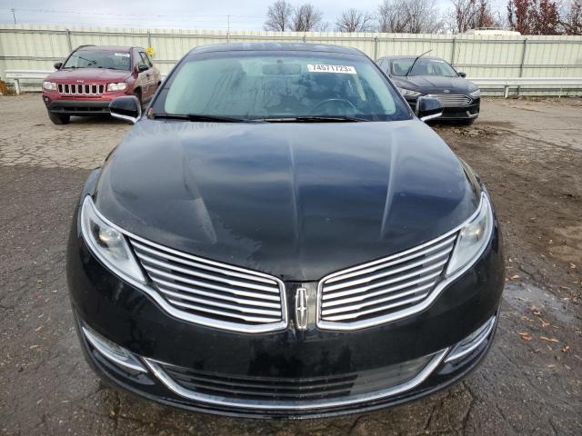 3LN6L2G9XGR606493 - 2016 LINCOLN MKZ BLACK photo 5