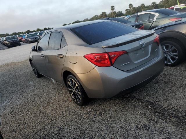 5YFBURHE4KP894398 - 2019 TOYOTA COROLLA L GRAY photo 2