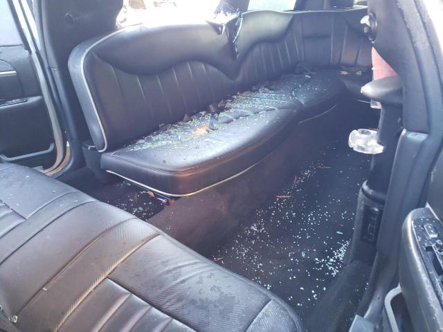 2L1FM88W58X635635 - 2008 LINCOLN TOWN CAR EXECUTIVE WHITE photo 10