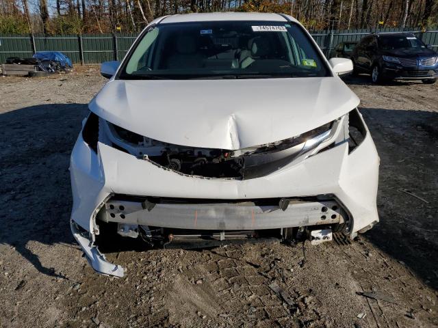 5TDKRKEC8MS045672 - 2021 TOYOTA SIENNA LE WHITE photo 5