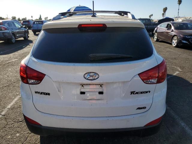 KM8JUCAC0DU639251 - 2013 HYUNDAI TUCSON GLS WHITE photo 6