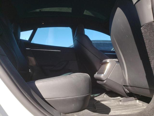 5YJSA1E6XMF442588 - 2021 TESLA MODEL S Սպիտակ լուսանկար 11