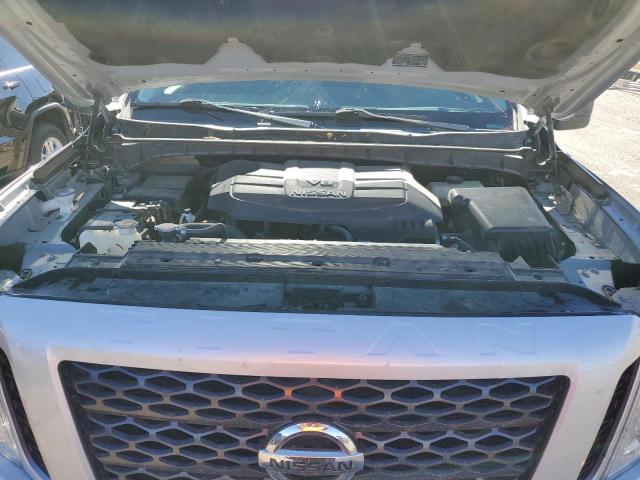 1N6AA1E5XKN527669 - 2019 NISSAN TITAN SV SILVER photo 11