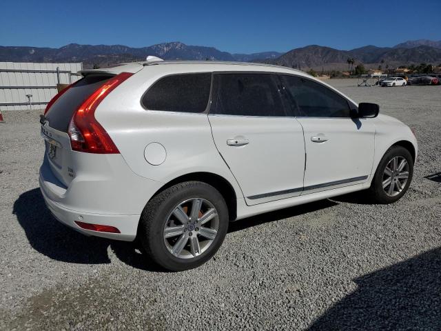 YV440MRU1H2162005 - 2017 VOLVO XC60 T5 INSCRIPTION WHITE photo 3