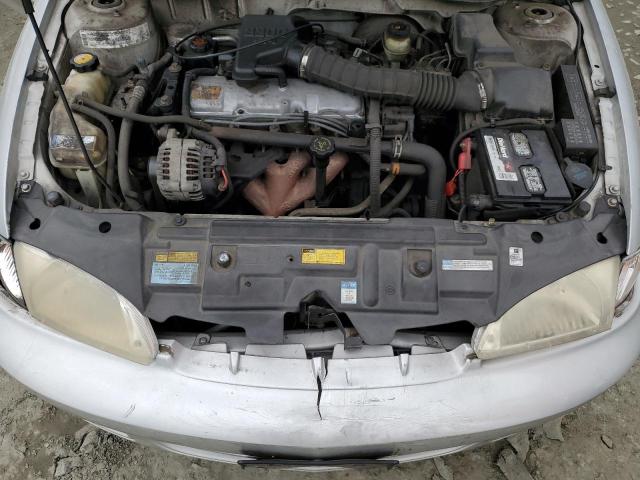 1G1JC524X17171526 - 2001 CHEVROLET CAVALIER BASE SILVER photo 11