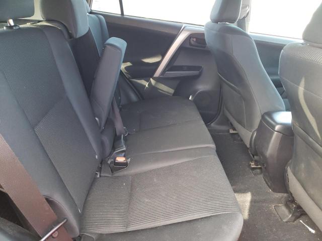 2T3ZFREV1HW402986 - 2017 TOYOTA RAV4 LE 红色 照片 11