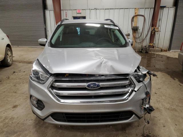 1FMCU0GD5HUE70180 - 2017 FORD ESCAPE SE SILVER photo 5