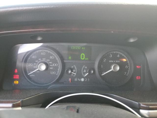 1L1FM88WX7Y638139 - 2007 LINCOLN TOWN CAR EXECUTIVE WHITE photo 9