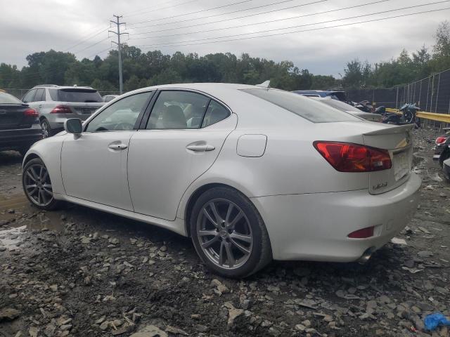 JTHBK262585062109 - 2008 LEXUS IS 250 WHITE photo 2