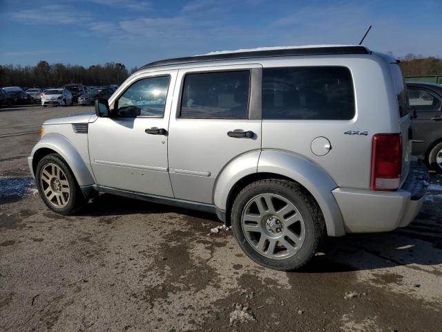 1D4PU4GK4BW600279 - 2011 DODGE NITRO HEAT SILVER photo 2