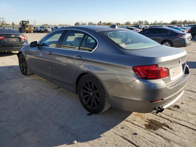 WBAXH5C5XDD107533 - 2013 BMW 528 XI SILVER photo 2