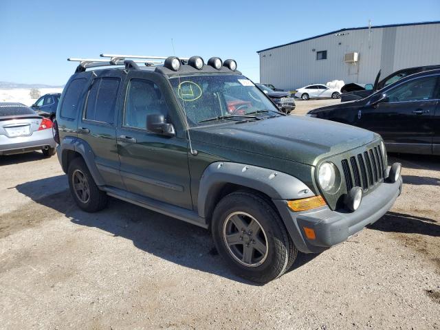 1J8GL38K26W258127 - 2006 JEEP LIBERTY RENEGADE GREEN photo 4