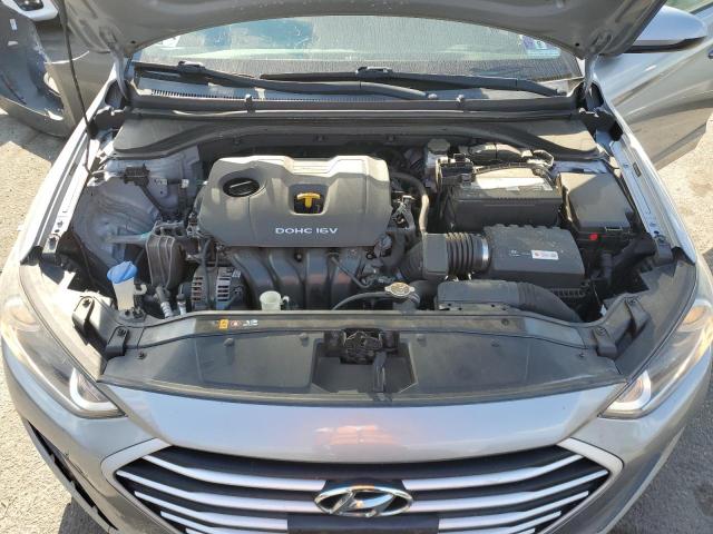 5NPD74LF1HH181743 - 2017 HYUNDAI ELANTRA SE SILVER photo 11