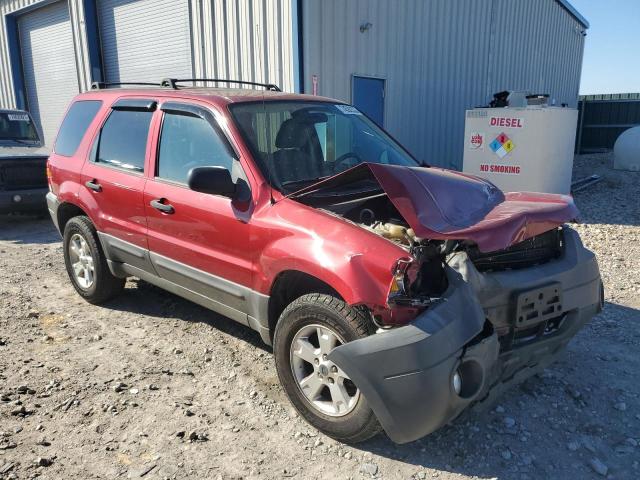 1FMYU93ZX7KA76664 - 2007 FORD ESCAPE 4D XLT RED photo 4