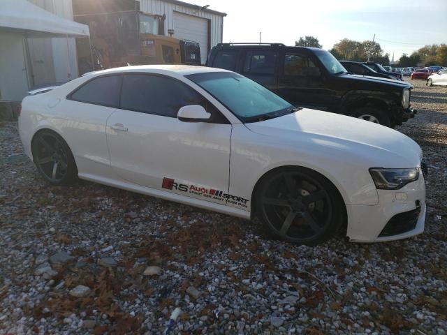 WUAC6AFR3EA900970 - 2014 AUDI RS5 WHITE photo 4