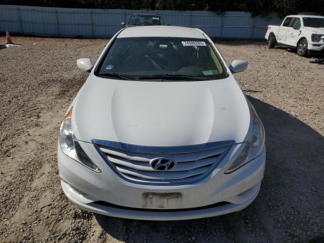 5NPEB4AC3DH707358 - 2013 HYUNDAI SONATA GLS WHITE photo 5