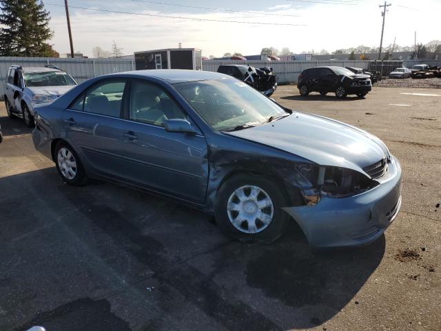 4T1BE32K12U616890 - 2002 TOYOTA CAMRY LE BLUE photo 4