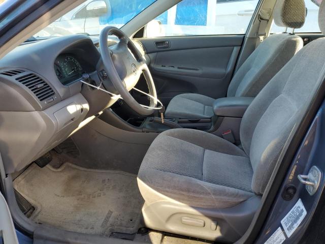 4T1BE32K12U616890 - 2002 TOYOTA CAMRY LE BLUE photo 7