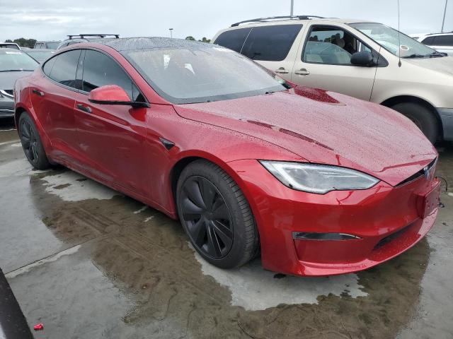 5YJSA1E60RF533098 - 2024 TESLA MODEL S RED photo 4