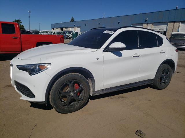 ZASPAKBN2N7D41728 - 2022 ALFA ROMEO STELVIO TI WHITE photo 1